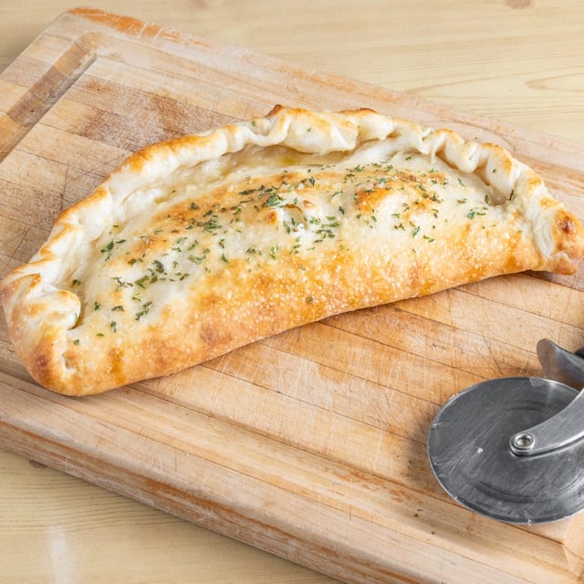 Personal 10" Calzone.